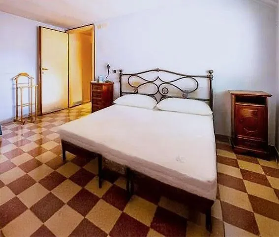 Realty Company Vittoria Apartment Rome