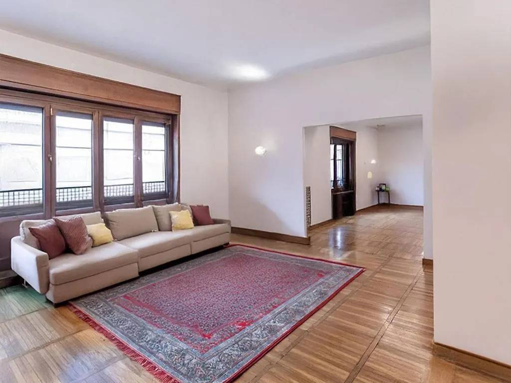 Realty Company Vittoria Apartment Rome Italy